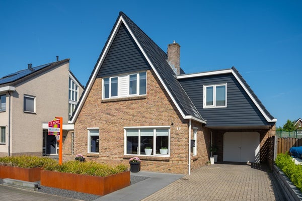 Huis Grebbebergstraat 15 in Rijssen