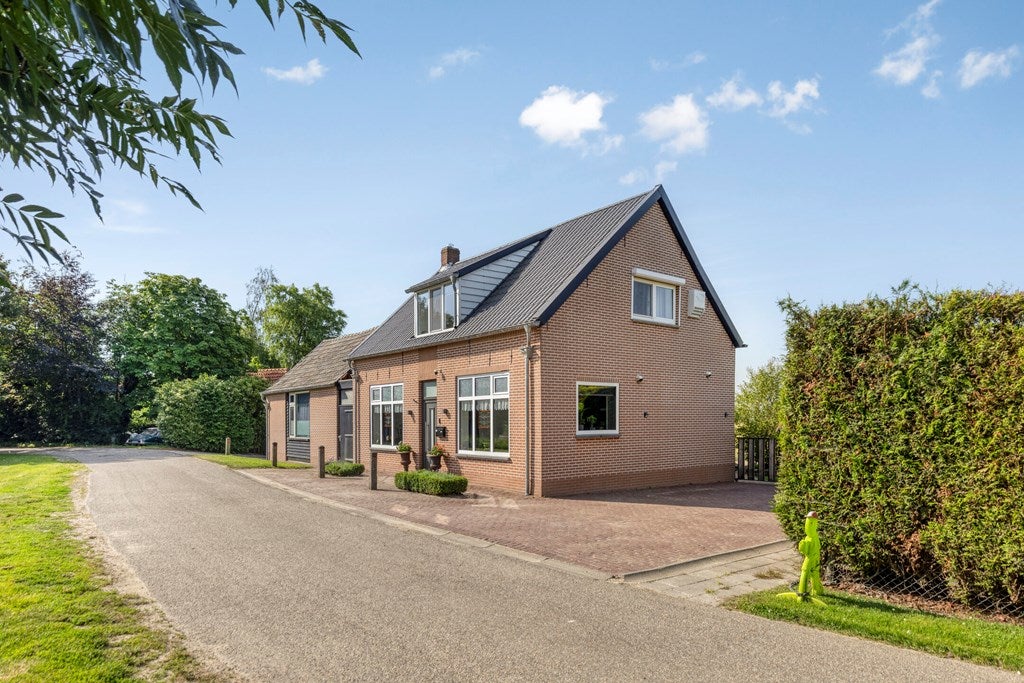 Huis Margaretsedijk 43 in Hengstdijk