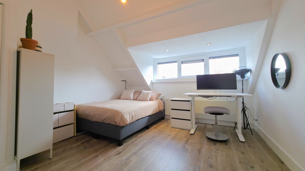 Woonhuis aan de Meidoornsingel in Rotterdam (3052 BV)