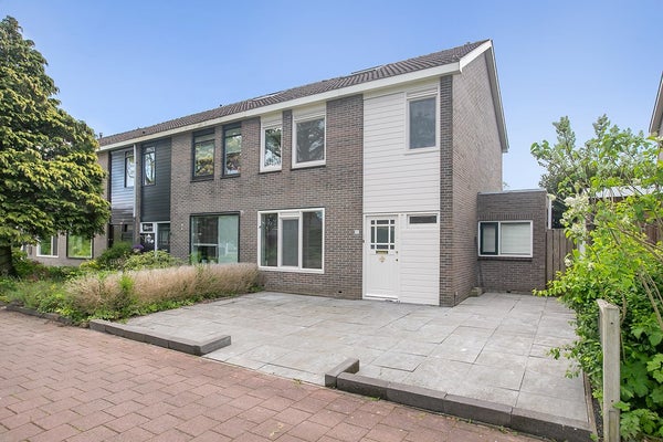 Koopwoningen Emmeloord – Huis te koop in Emmeloord