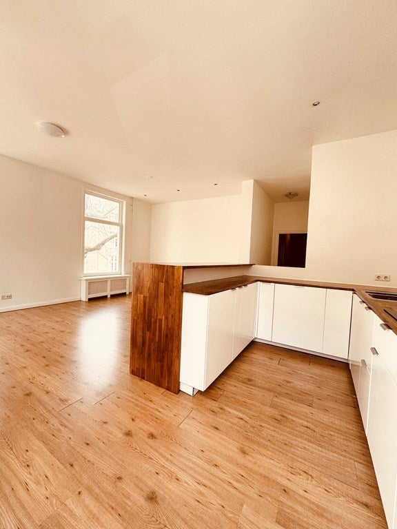 Woning te huur: Lomanstraat, Amsterdam