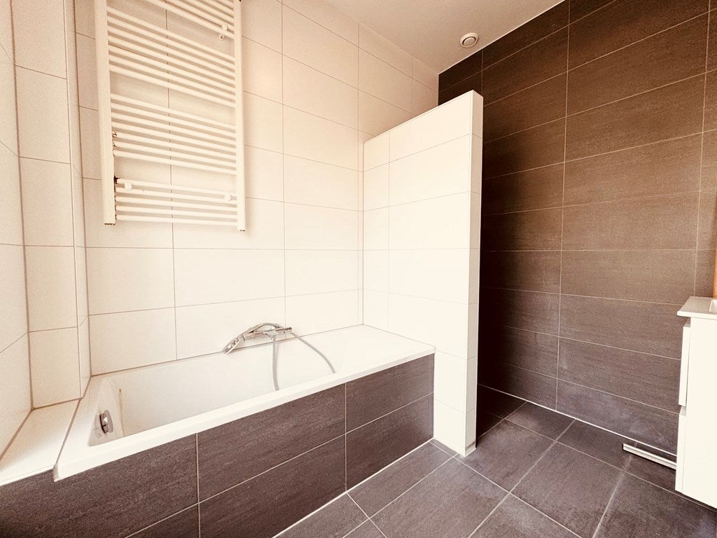 Woning te huur: Lomanstraat, Amsterdam