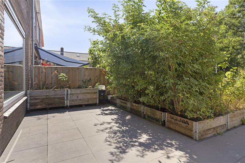 Tussenwoning te koop: Meidoornplein 13, Purmerend