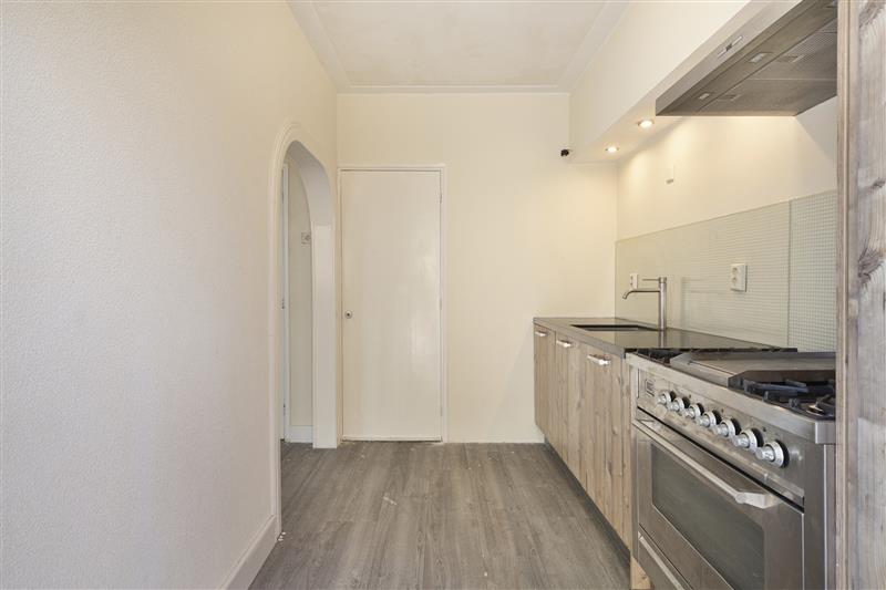 Tussenwoning te koop: Meidoornplein 13, Purmerend