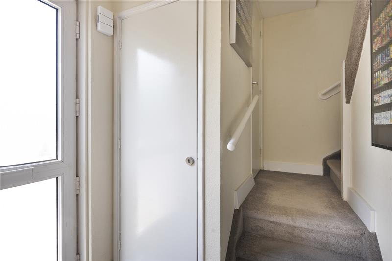 Tussenwoning te koop: Meidoornplein 13, Purmerend