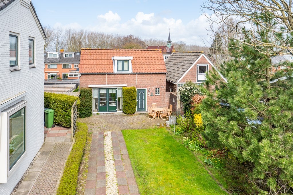 Huis Huigsloterdijk 410 in Buitenkaag