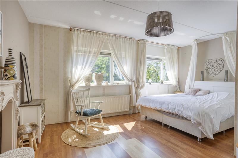 Hoekwoning te koop: Breitnerhof 127, Hoorn