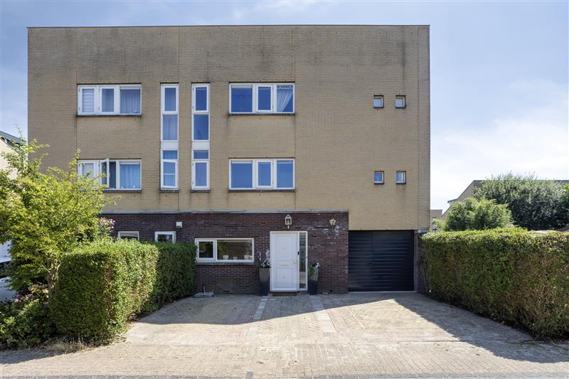 Huis Breitnerhof 127 in Hoorn