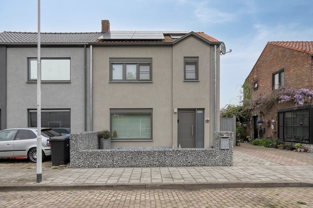 Huis Plataanstraat 6 in Sas van Gent