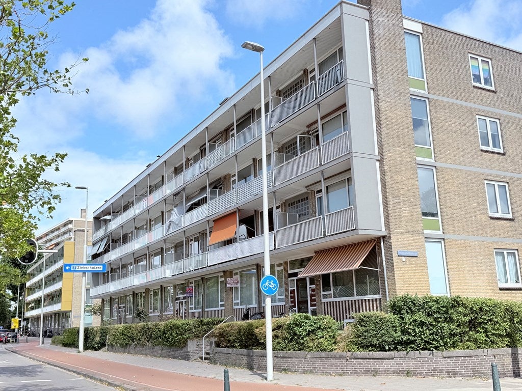 Appartement Leyweg 246 in Den Haag