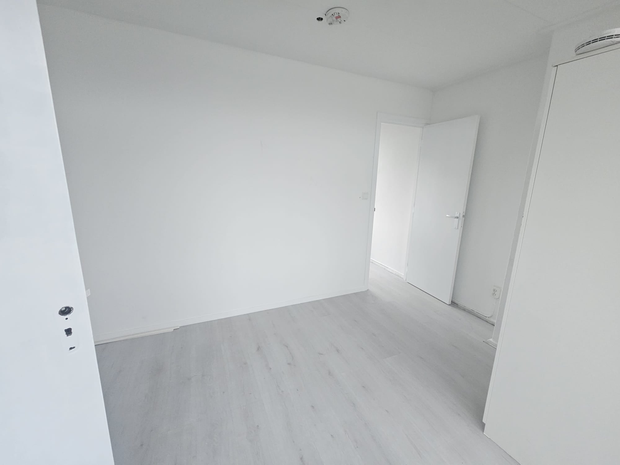 Te huur Studio Danil Josephus Jittastraat in Tilburg