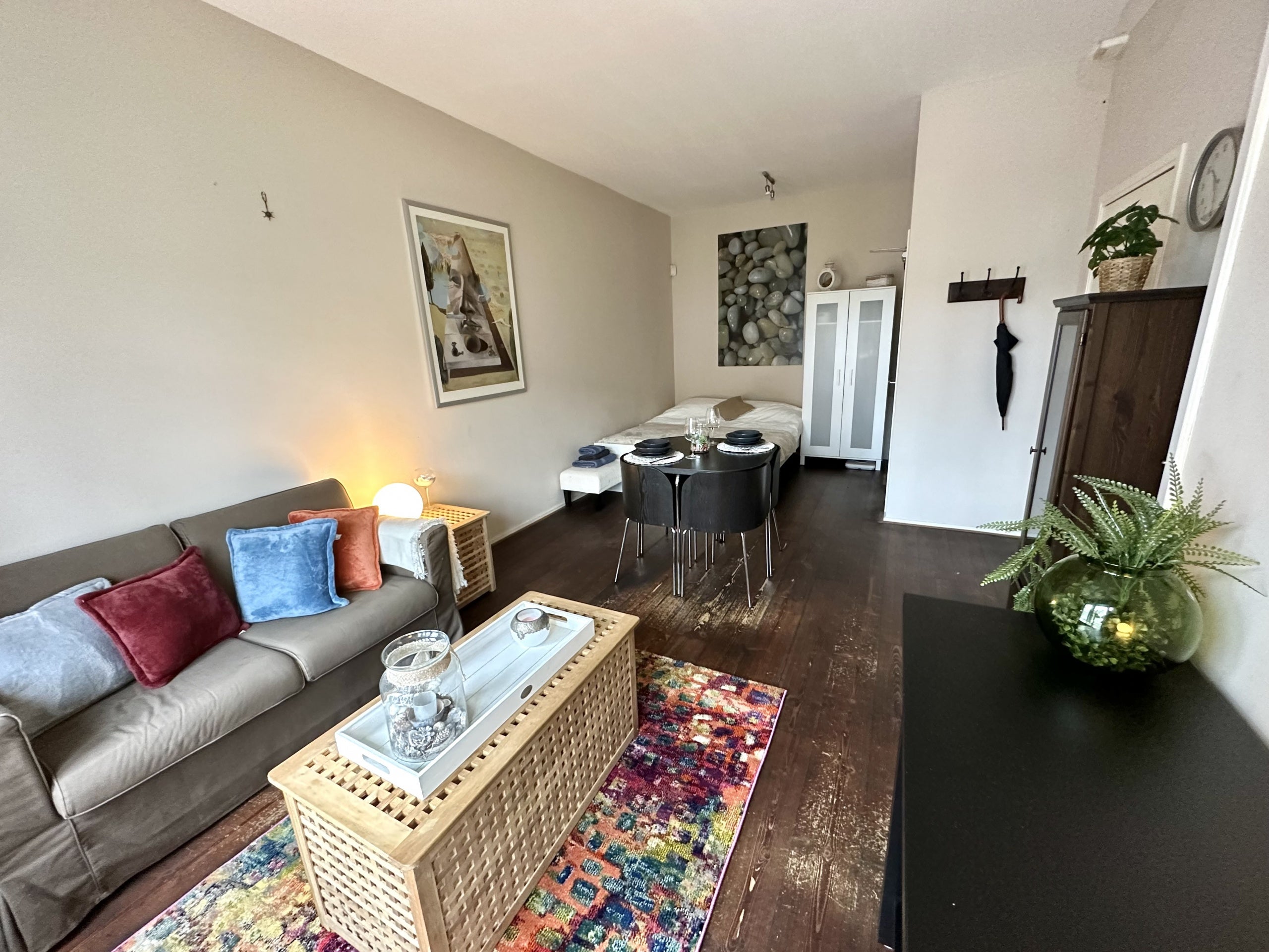Studio te huur: Oudedijk, Rotterdam