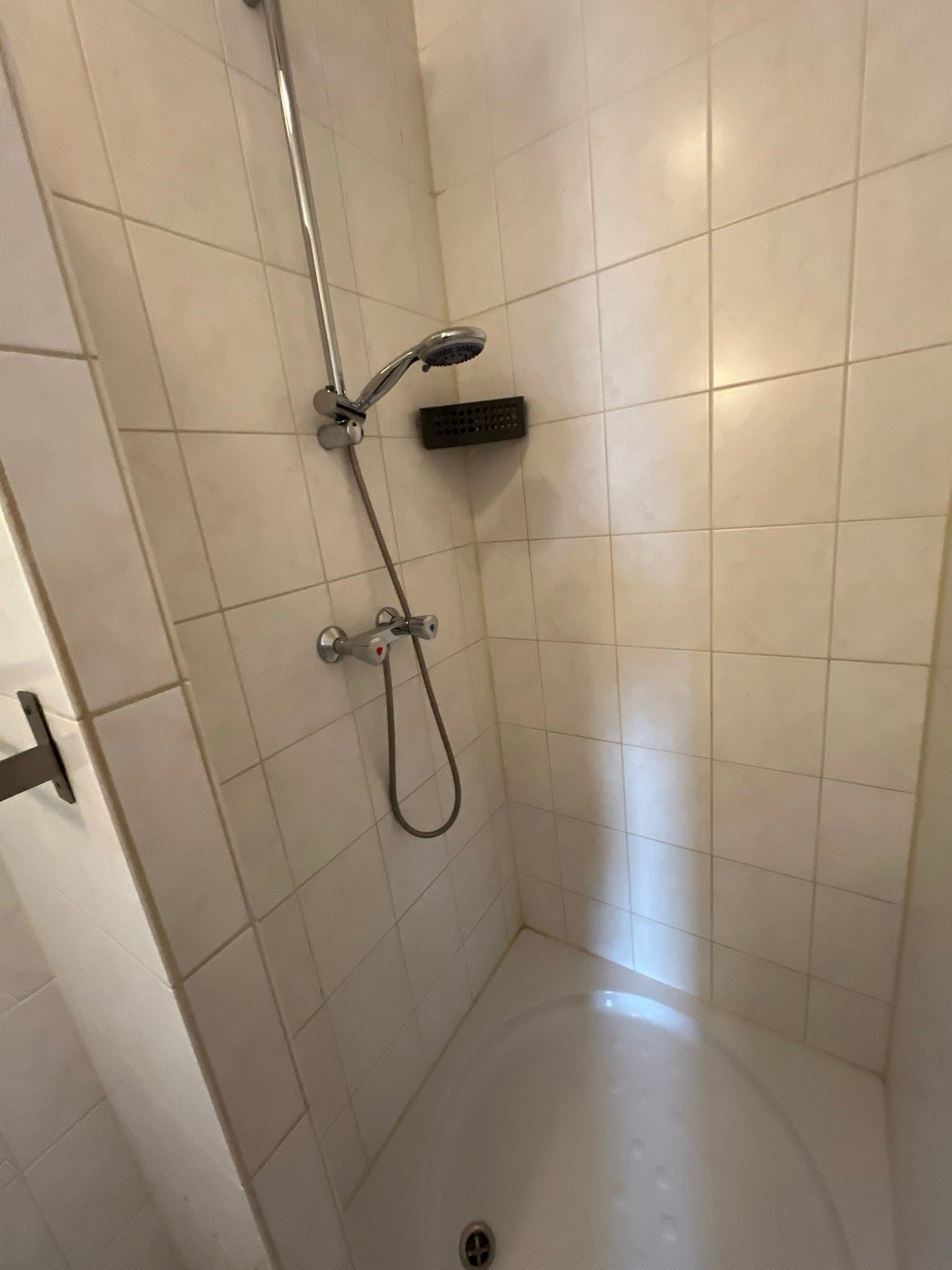 Kamer te huur: Nachtegaalstraat 17-09, Tilburg