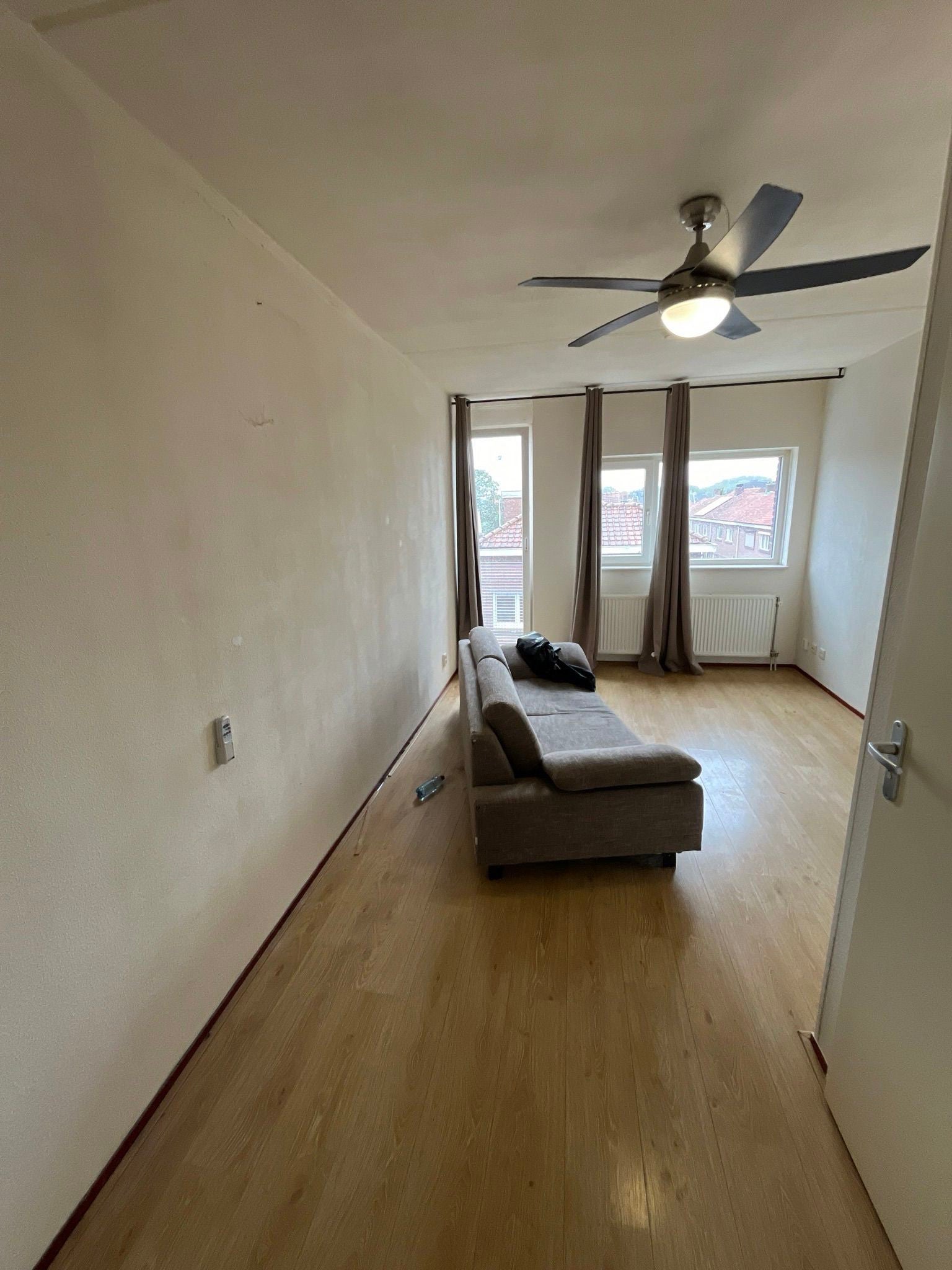 Kamer te huur: Nachtegaalstraat 17-09, Tilburg