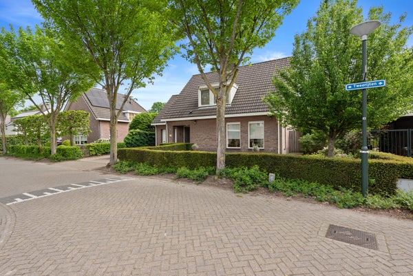 Tweerijten 29 in Nuenen