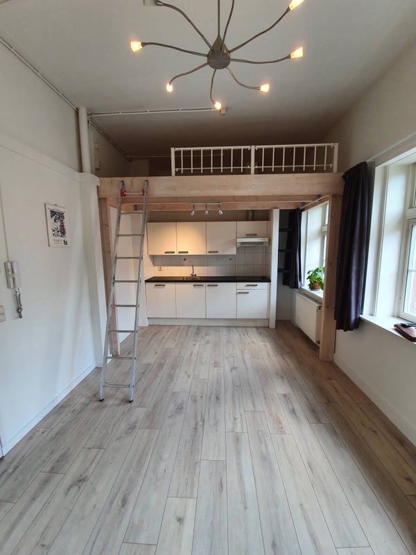 studios for rent on Sint Walburgstraat