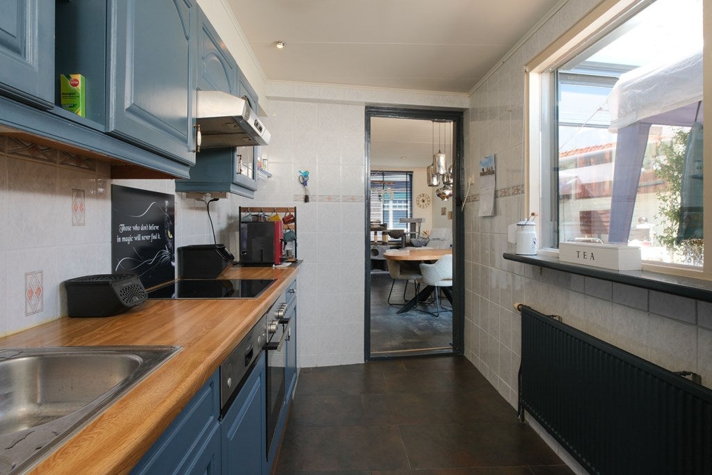 Tussenwoning te koop: Rietstraat 300, Almelo