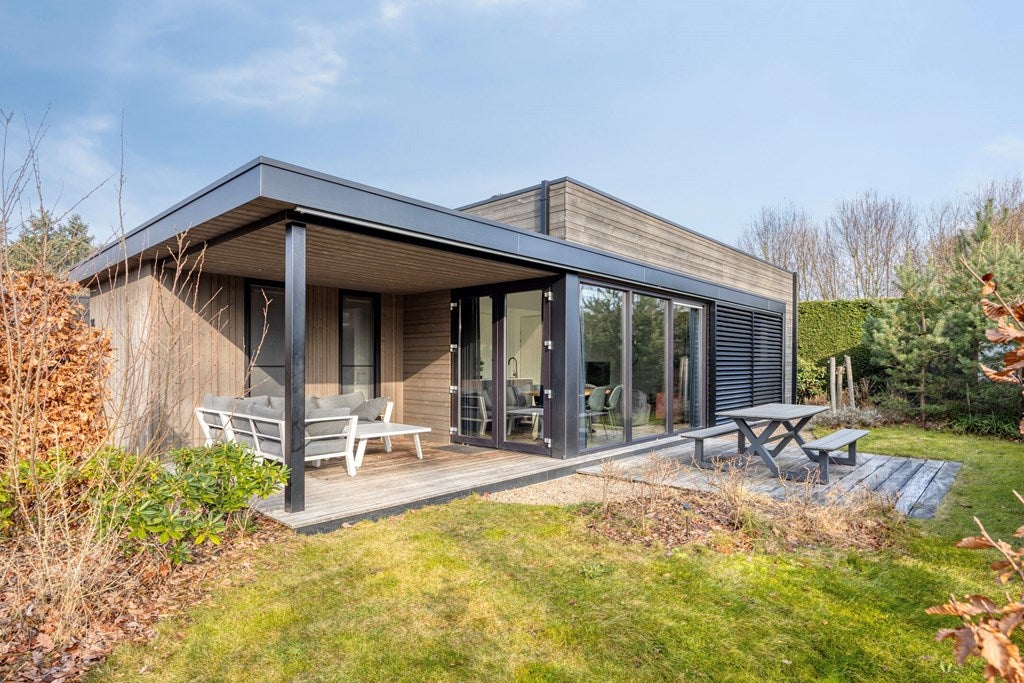 Huis Oude Veensegrindweg 76 16 in Rhenen
