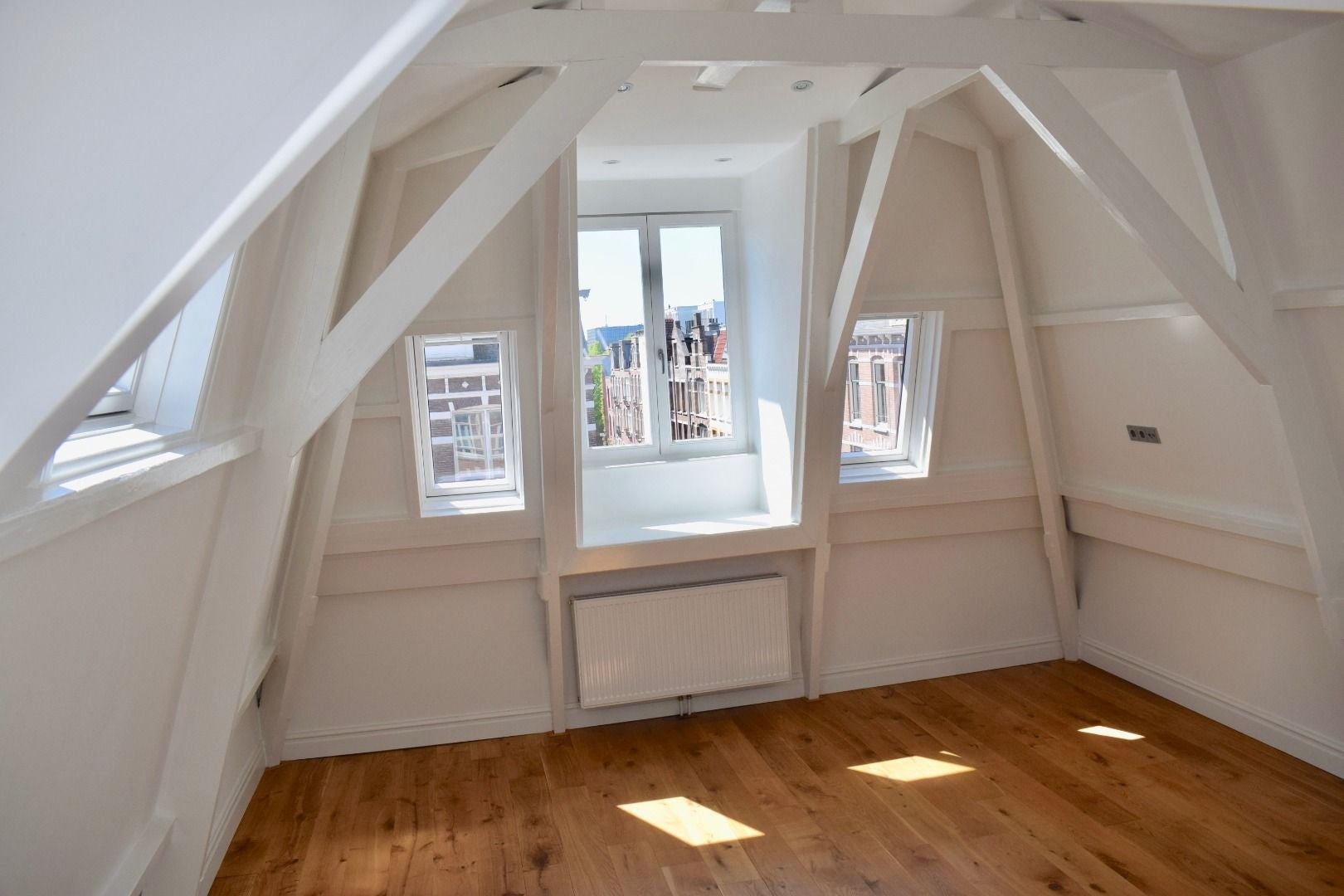 Woning te huur: Middenweg, Amsterdam
