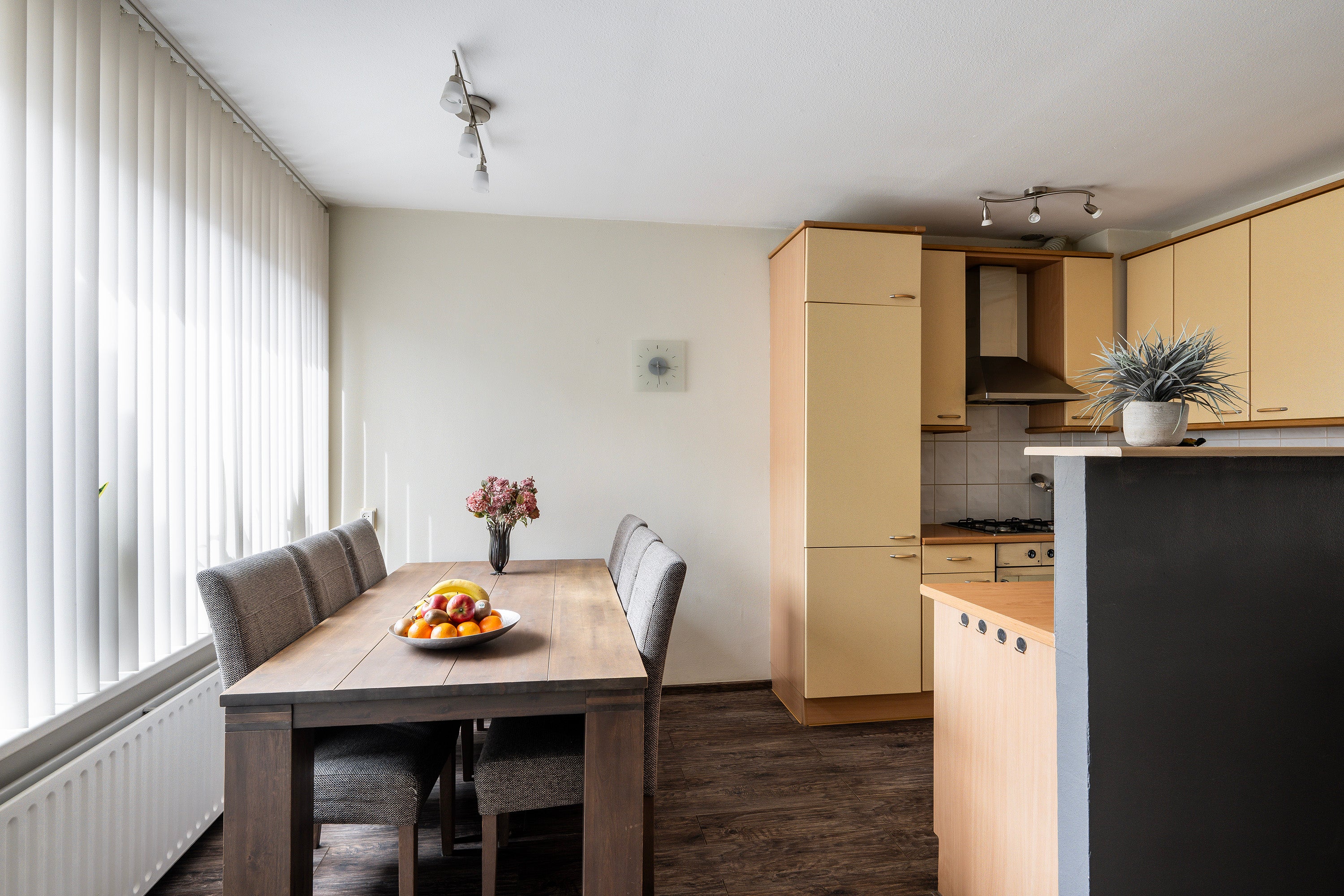 Tussenwoning te koop: Frenkelpad 18, Schiedam