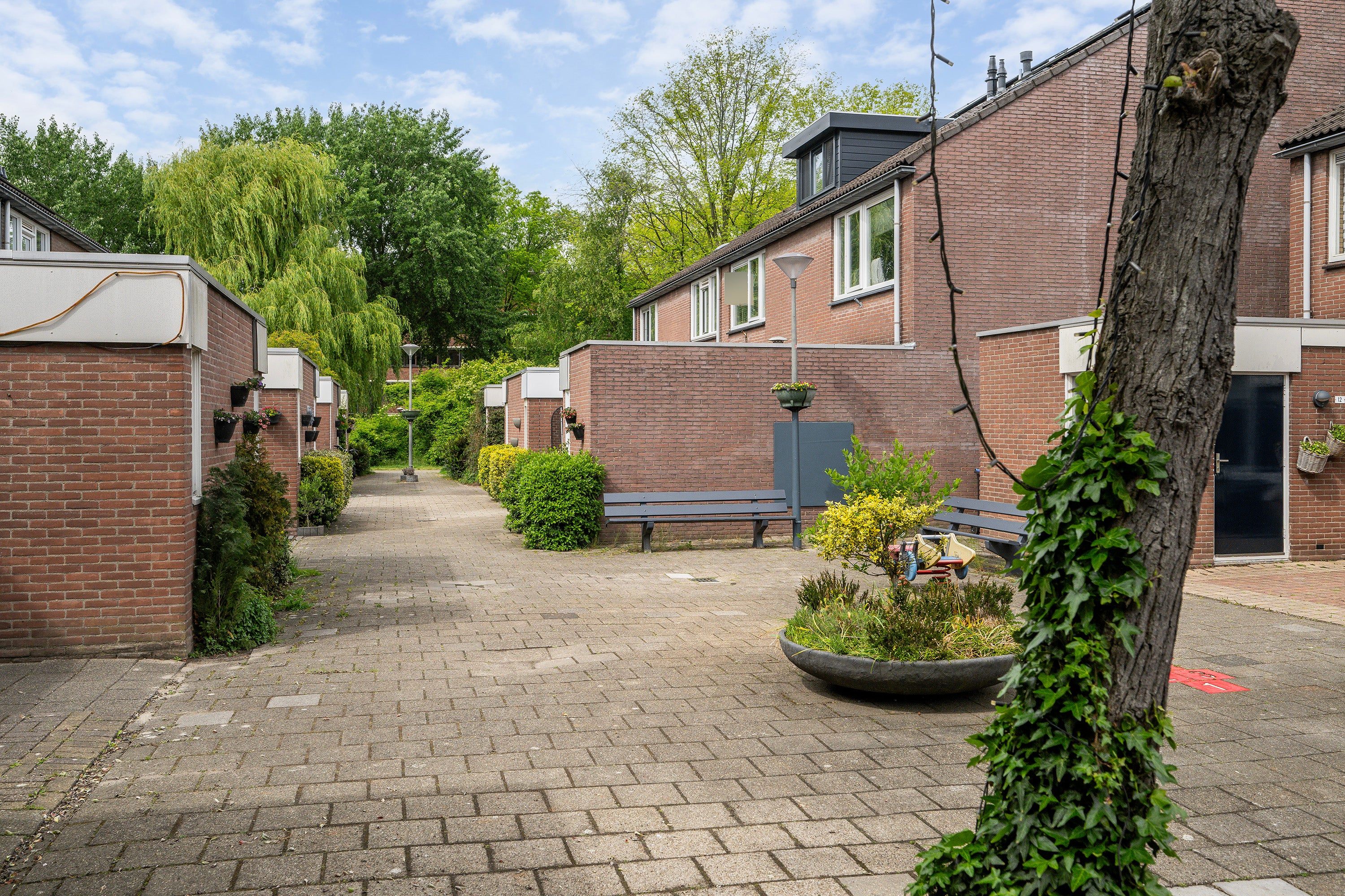 Tussenwoning te koop: Frenkelpad 18, Schiedam