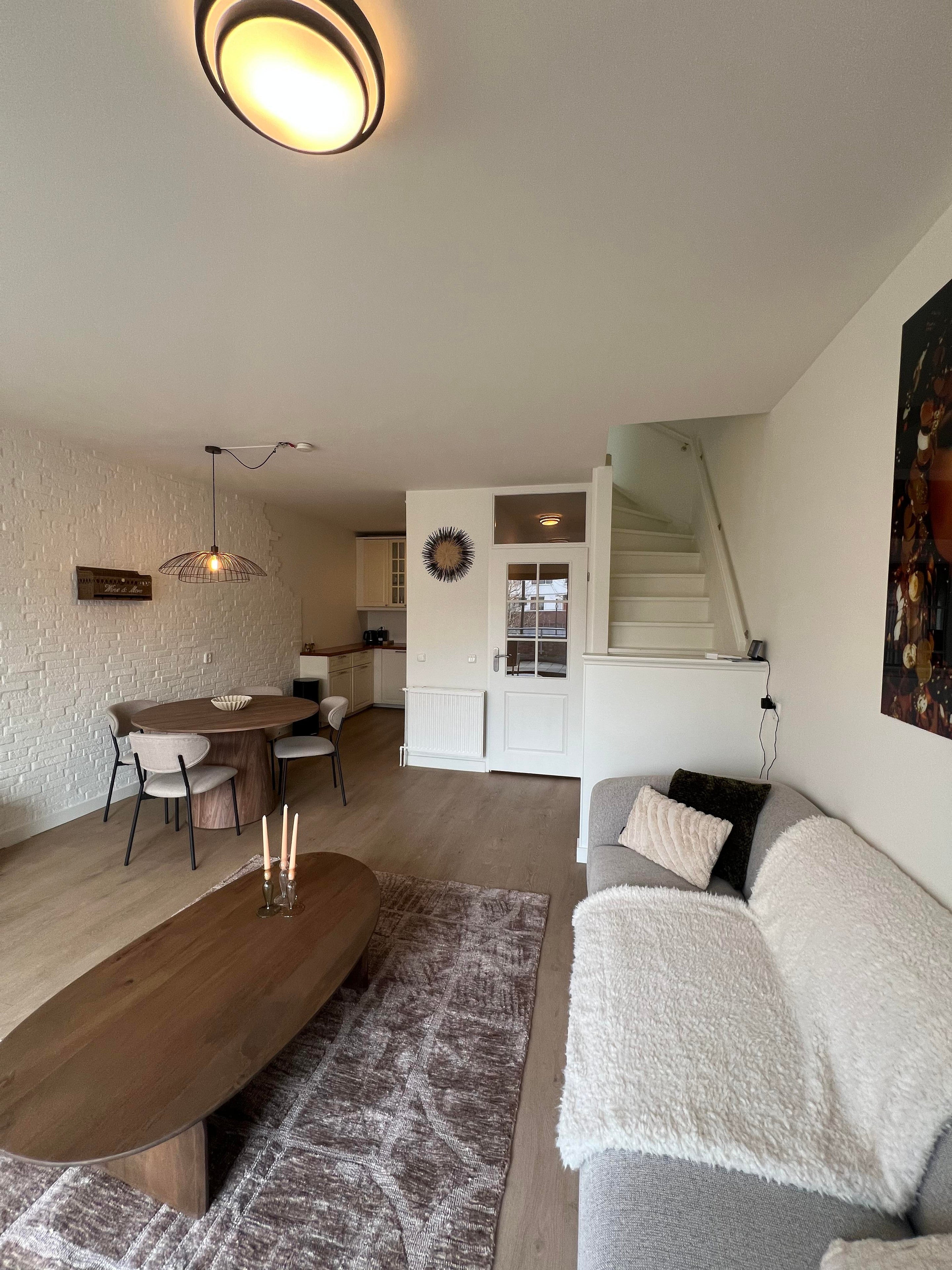 Woning te huur: De Bus, Waalre