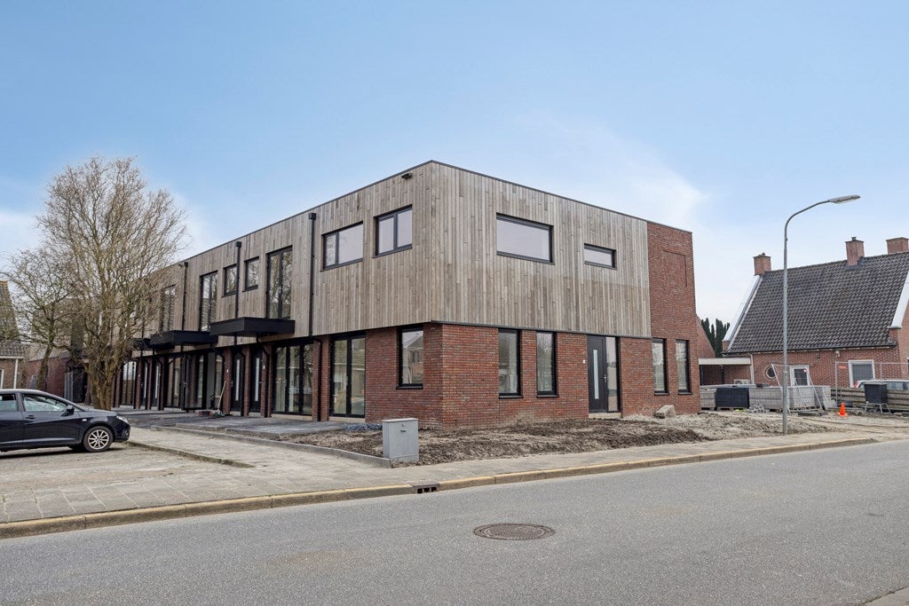 Huis Gaykingastraat 37 in Ten Boer