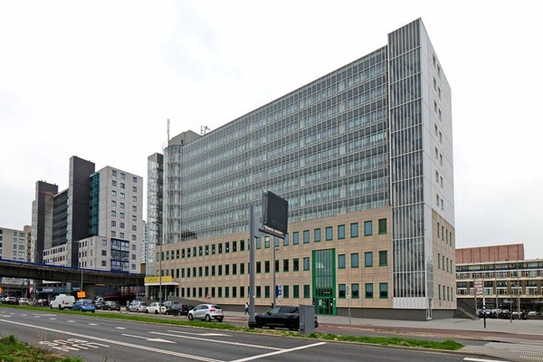 Flat Zuidplein 208
