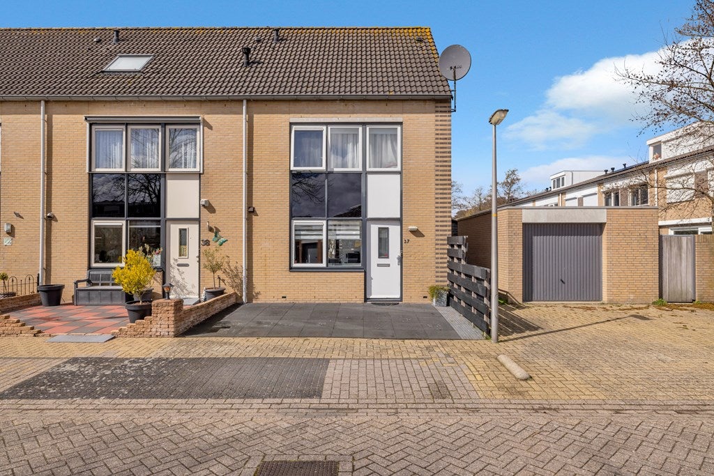 Huis Jan Palachstraat 37 in Purmerend
