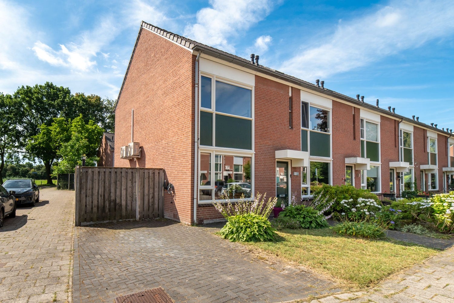 Huis Coendersstraat 1 in Borne