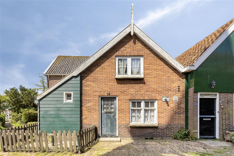Huis Kerkbuurt 14 in Marken