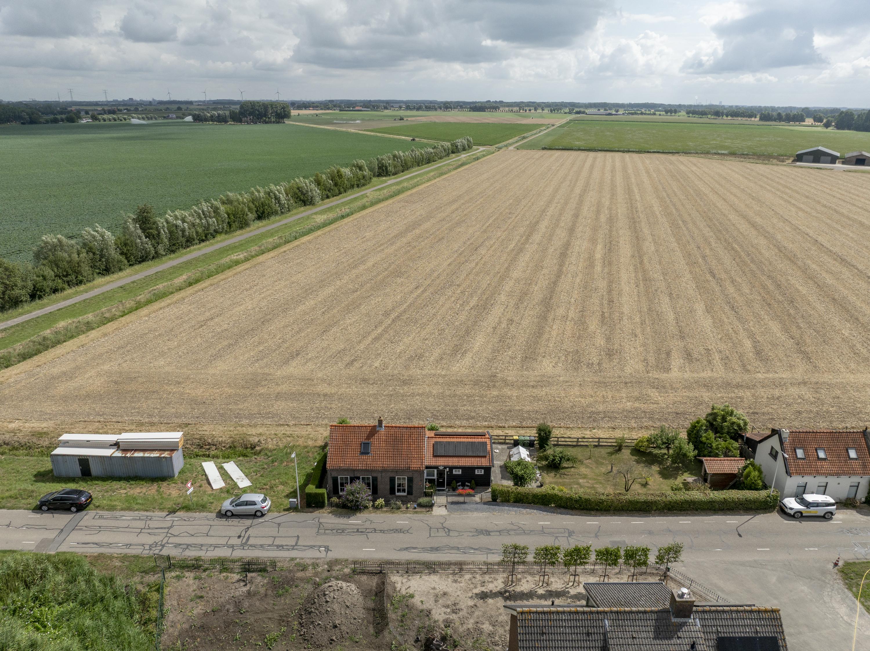 Huis Kooilandsedijk 5 in Strijen