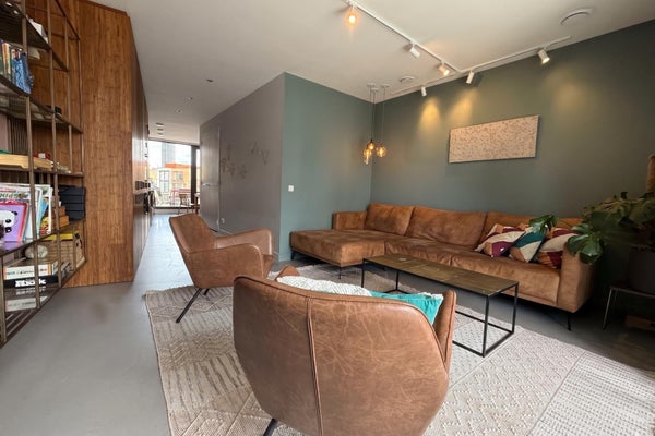 Flat Lindenhoevestraat 37 in Amsterdam