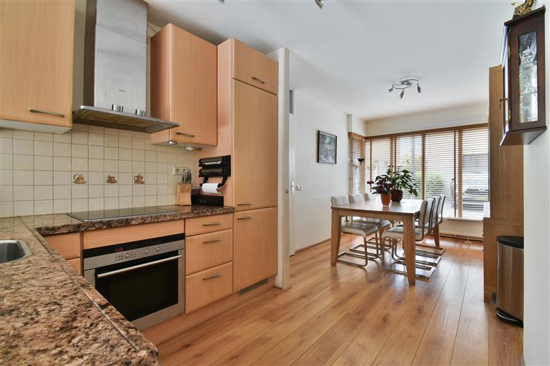 Tussenwoning te koop: Mattenbiesstraat 197, Amsterdam