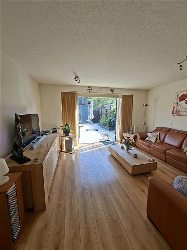 Tussenwoning te koop: Mattenbiesstraat 197, Amsterdam