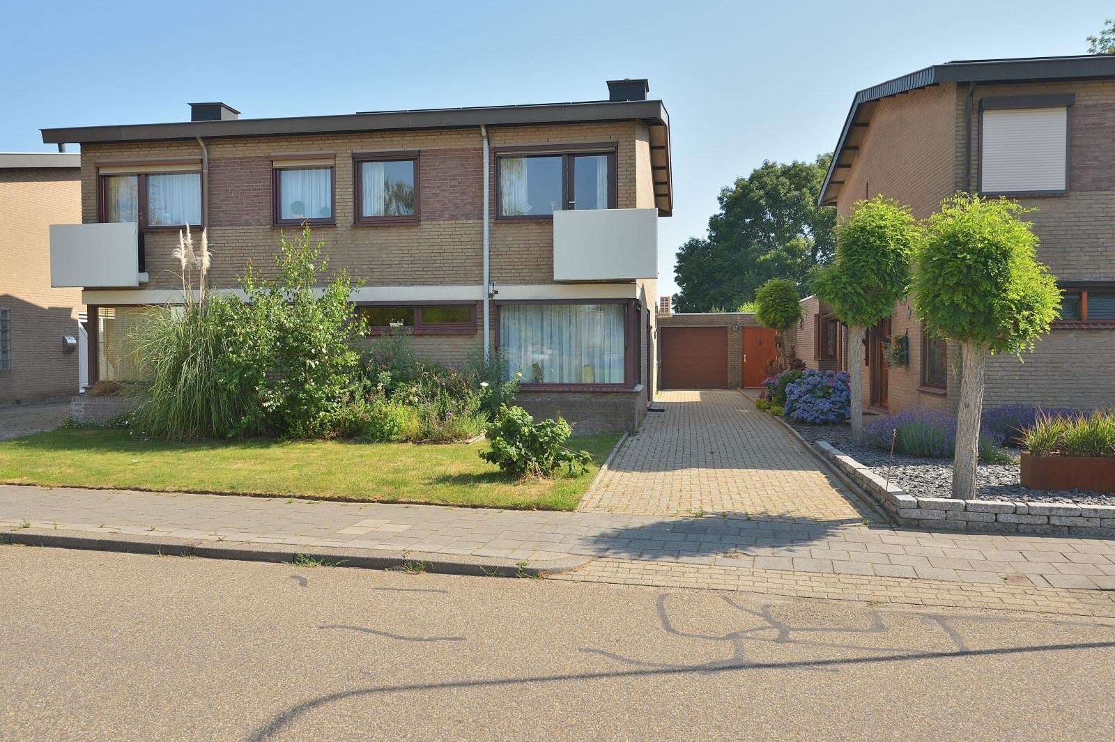 Huis Dorpsstraat 157 in Bingelrade