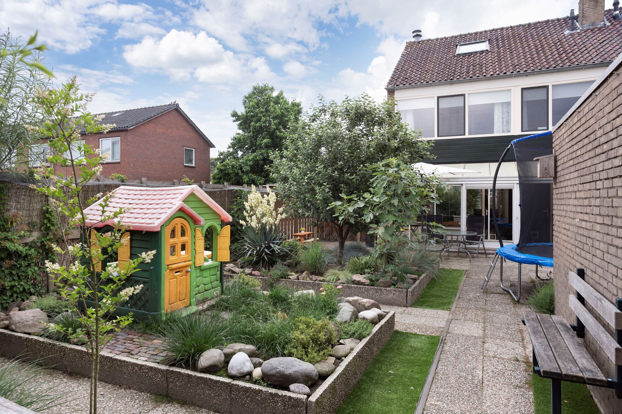 Hoekwoning te huur: Dillenburg 136, Lochem