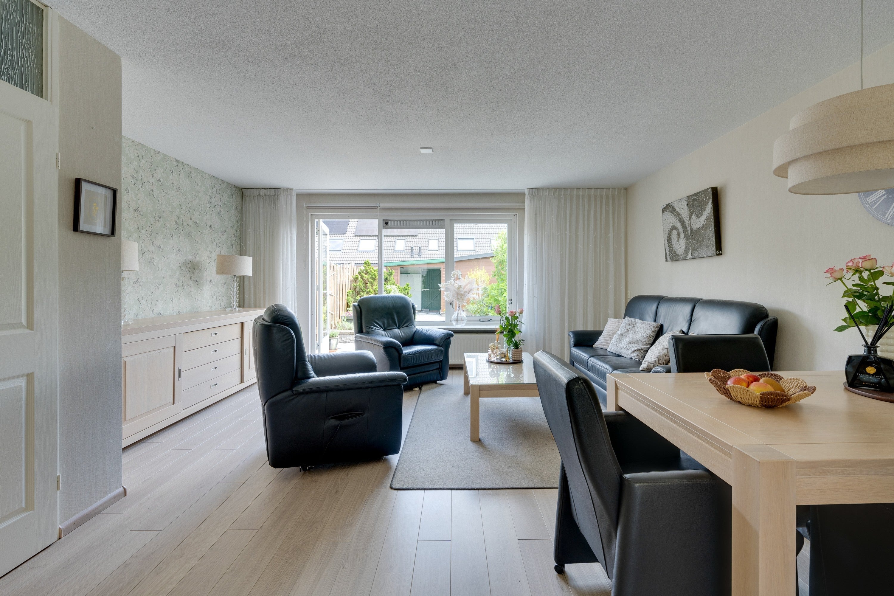 Tussenwoning te koop: Naardermeer 9, Purmerend