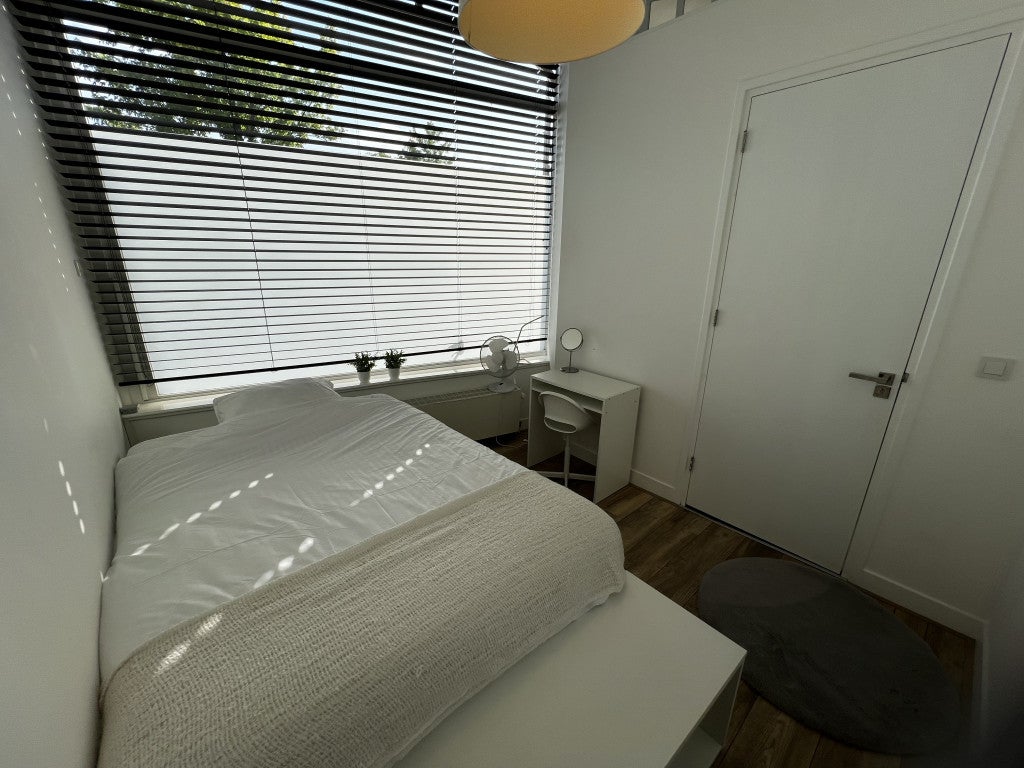 Kamer te huur: Oudedijk, Rotterdam