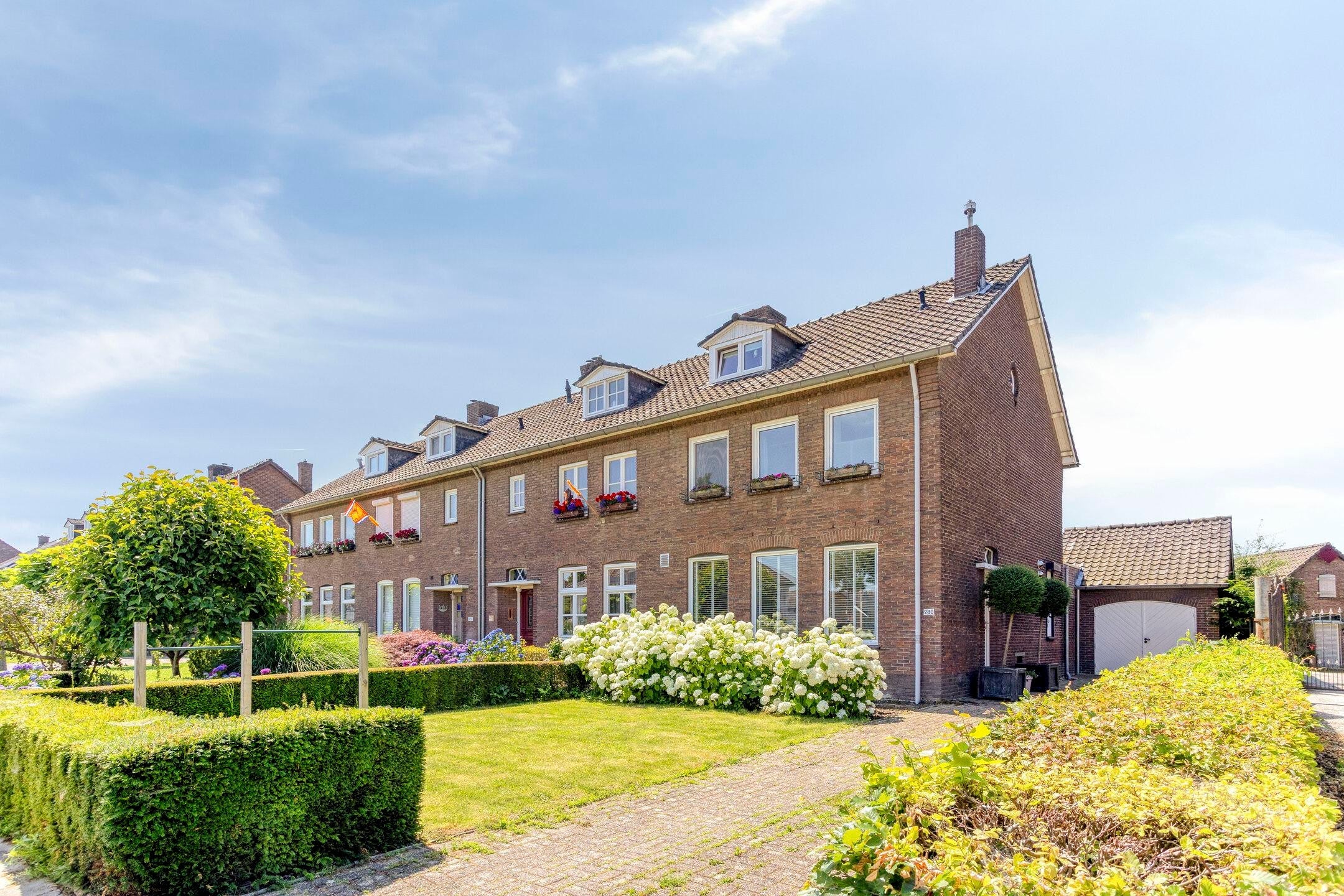 Huis Rijksweg Noord 280 in Sittard