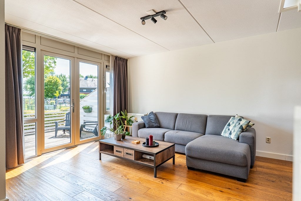 Tussenwoning te koop: Vuurdoornstraat 24, Lisserbroek