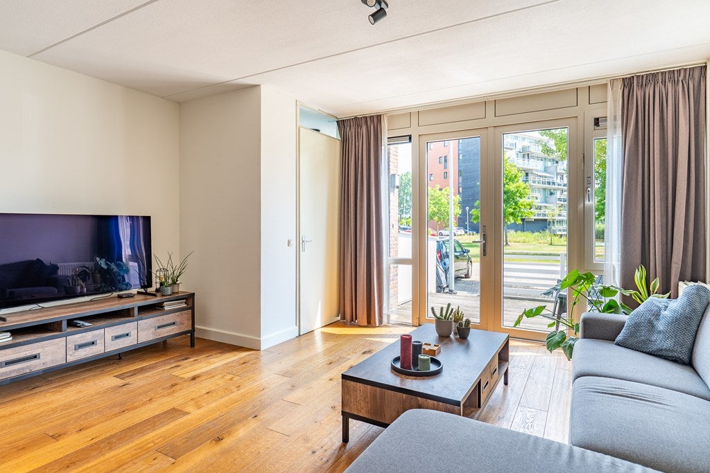 Tussenwoning te koop: Vuurdoornstraat 24, Lisserbroek