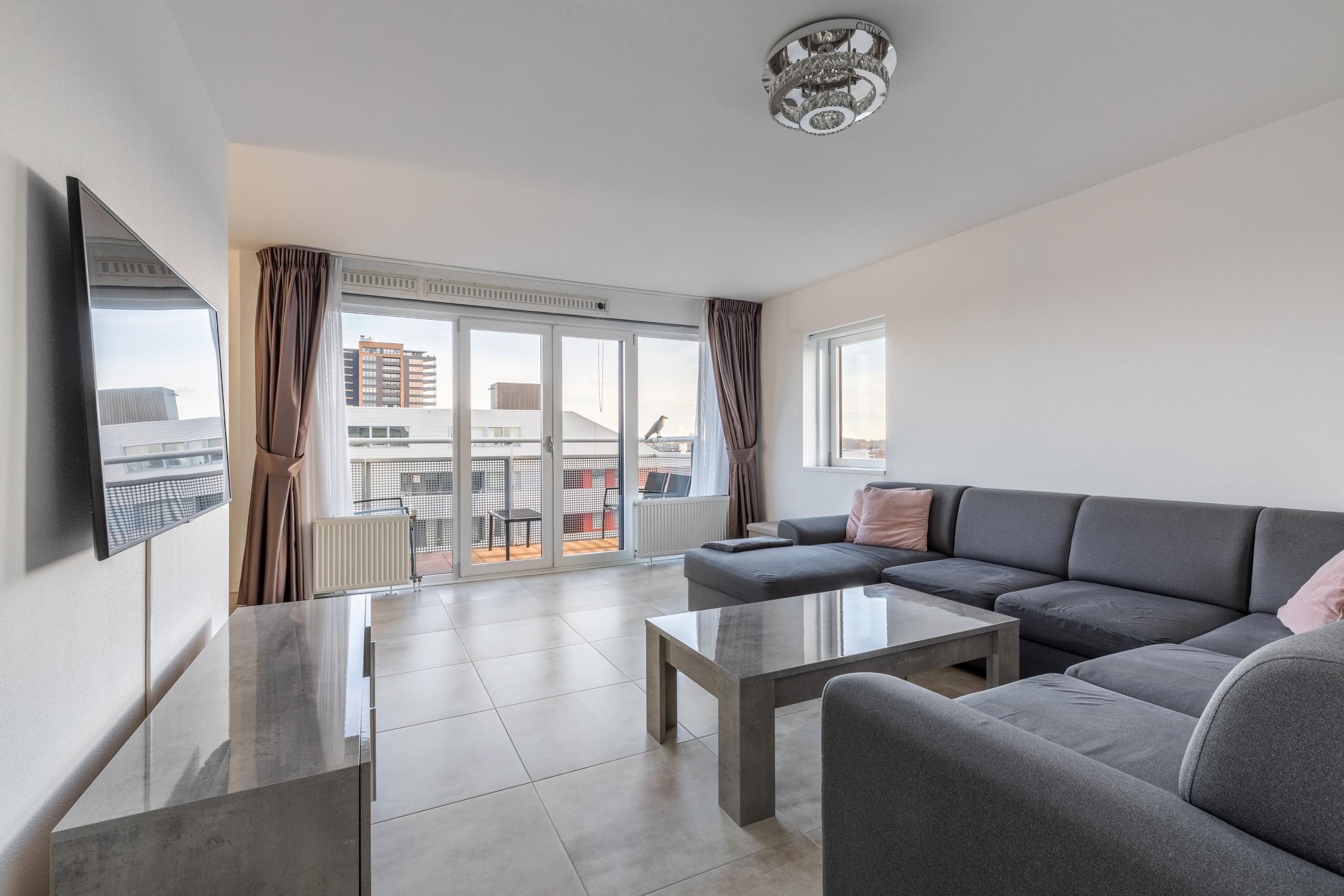 Appartement te koop: Ladogameerhof 175, Amsterdam