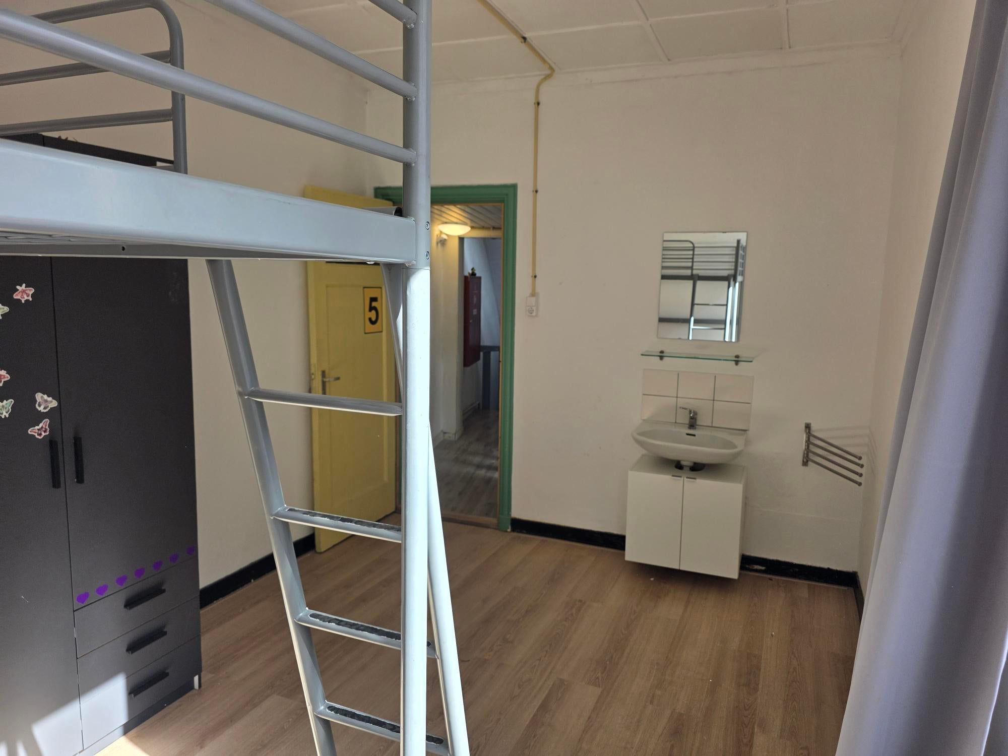 Tussenwoning te huur: kruisstraat 46-05, Heerlen