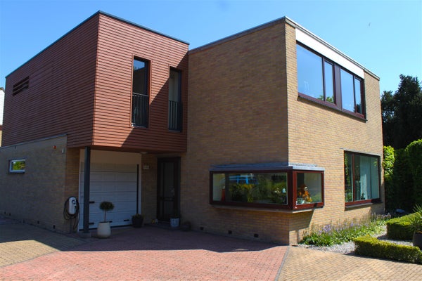 Huis te koop Harwichweg 198 in Hoek van Holland voor € 750.000 k.k.