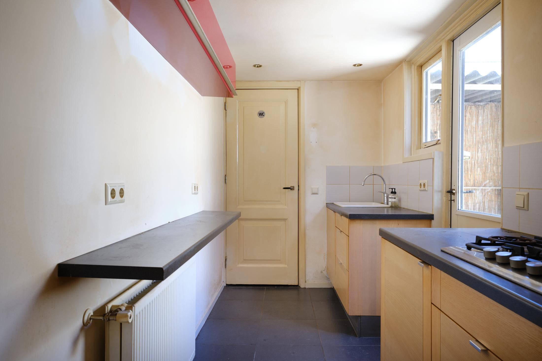 Tussenwoning te koop: Doornstraat 11, Utrecht