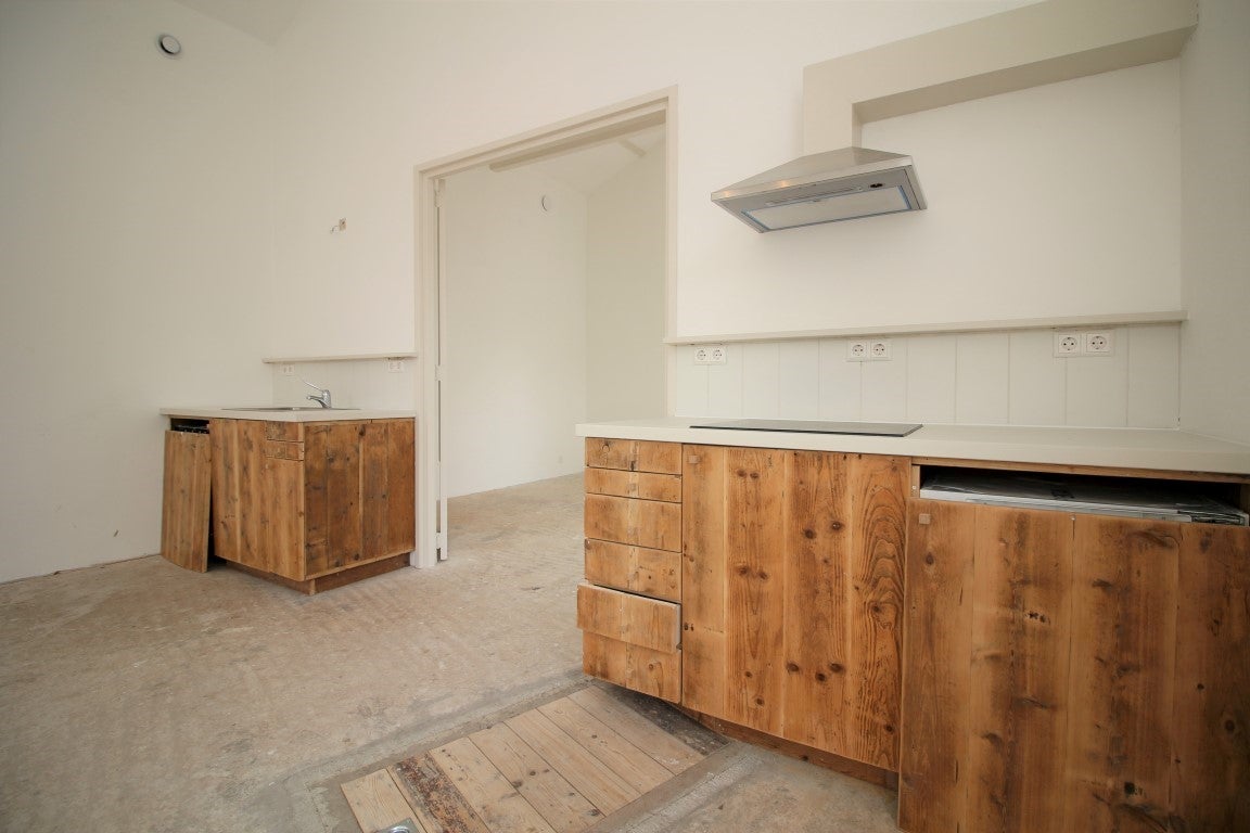 Appartement te huur: Dijkstraat 8, Kommerzijl