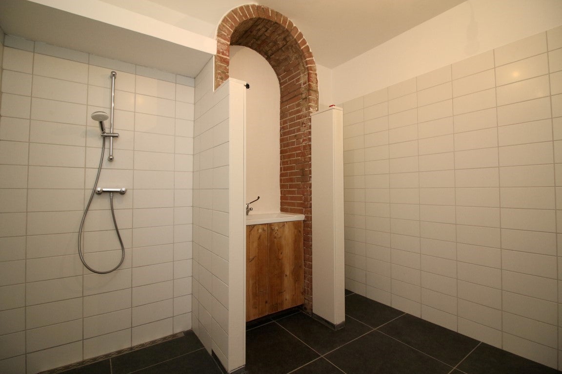 Appartement te huur: Dijkstraat 8, Kommerzijl