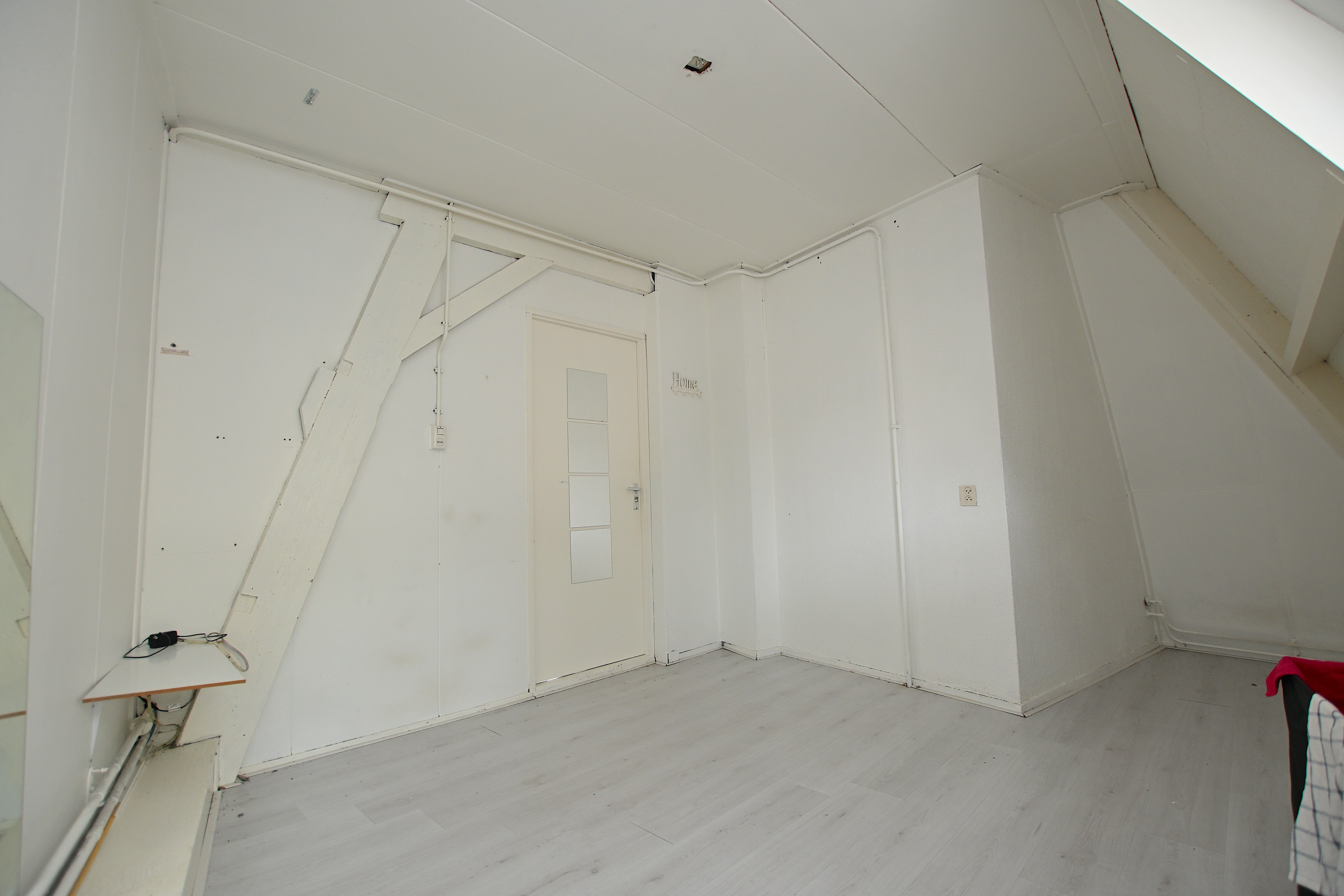 Kamer te huur: Meeuwerderweg 107-1, Groningen