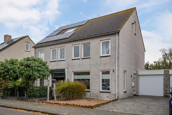 Huis te koop Suze Groeneweglaan 18 in Vlissingen voor € 375.000